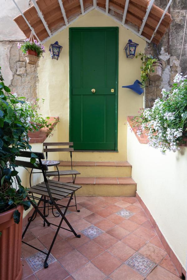 Il Ponticello Del Cavone Villa เนเปิลส์ ภายนอก รูปภาพ
